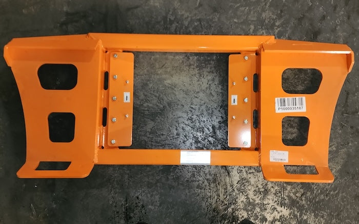 SaMASZ skid steer plow mount