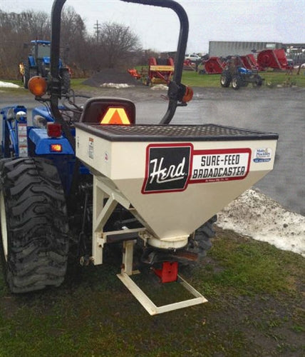 Herd 550-3pt Spreader