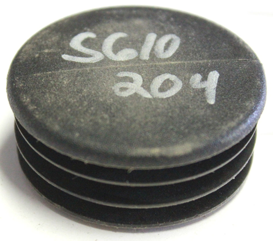 PLASTIC PLUG, SMALL, MBS CUTTER BAR (610.204)