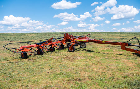 HT8101 Hay Tedder