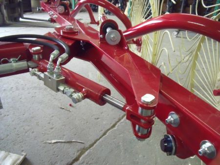 Hydraulic windrow adjustment kit, QR12